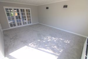 Dining Room- click for photo gallery